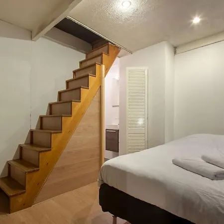 Utrechtsestraat Bed & Breakfast *